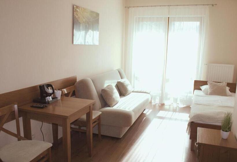 اتاق خانوادگی, Pod Bukami   Chill&spa