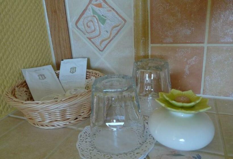غرفة قياسية, Gościniec Stara Kuźnia