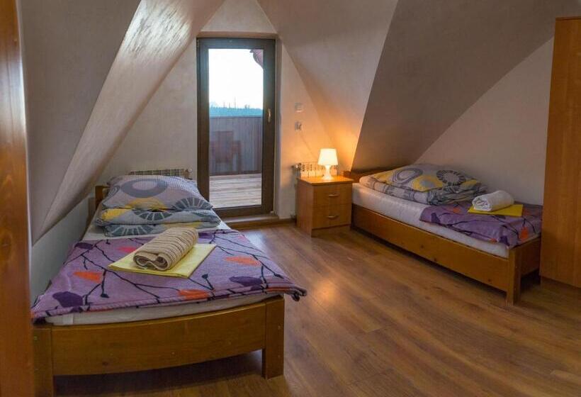 Quarto Estandar Vista Montanha, U Hanki