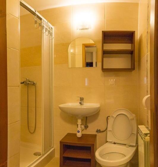 Quarto Basic, U Hanki