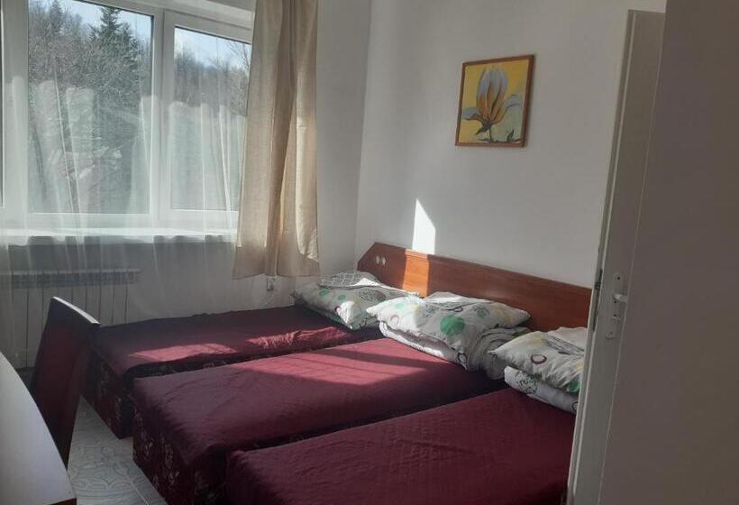Четырехместный Номер Стандарт, Ośrodek Wypoczynkowy Mazowsze W Karpacz