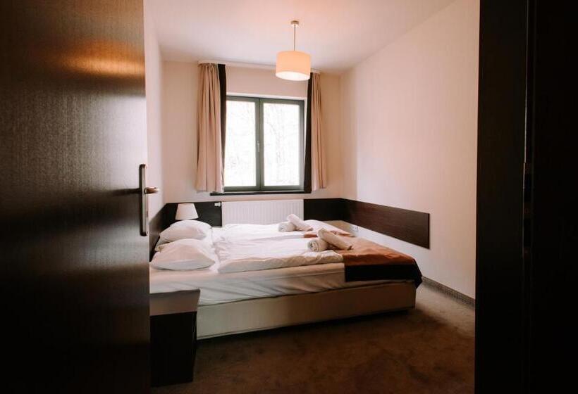 2 Bedrooms Apartment Mountain View, Szklane Domy