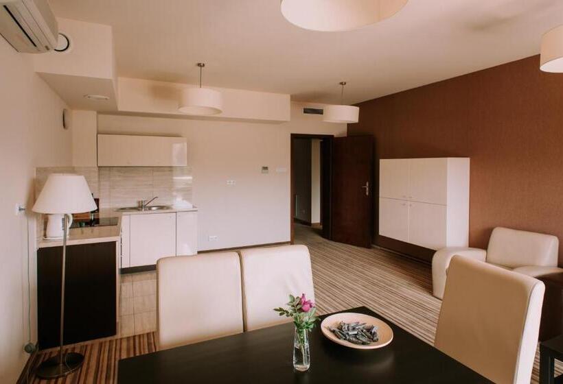 2 Bedrooms Apartment Mountain View, Szklane Domy