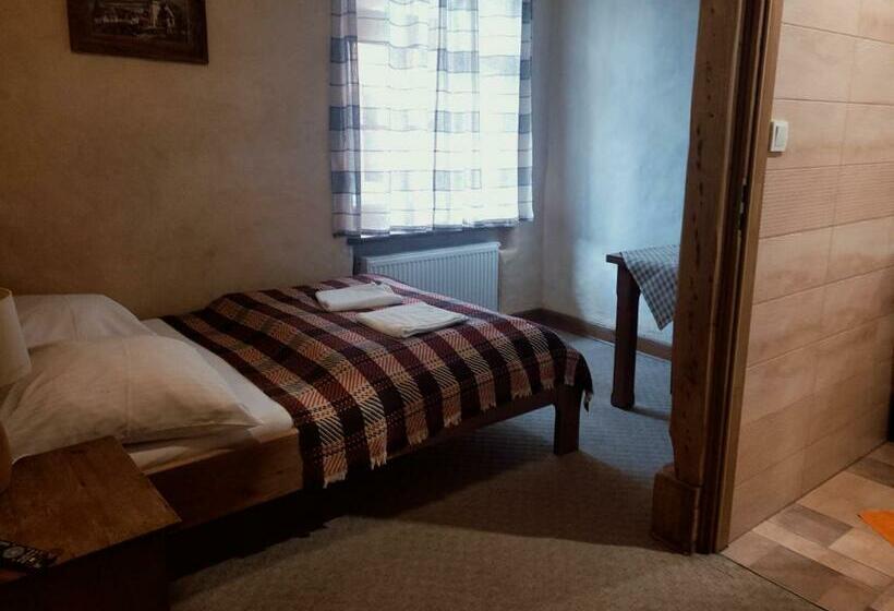 Номер Стандарт, Gościniec Pod Lipą