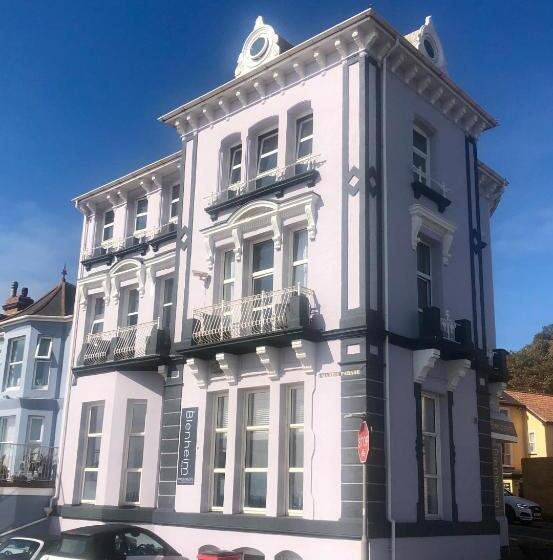 Classic room with balcony, The Blenheim