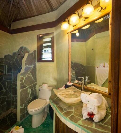 کابین, Gaia Riverlodge