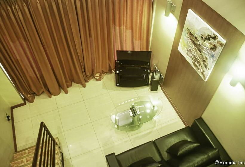 스위트, Uptown Condotel