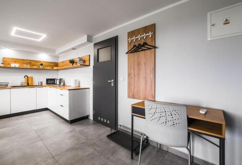 Апартаменты 1 Спальня, Apartamenty Medyka Park