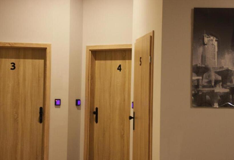 تختخواب در اتاق مشترک, Hostel City Center Gdynia