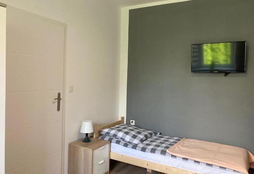 Номер Стандарт Трехместный, Hostel Karpacki Szymon Szczepan