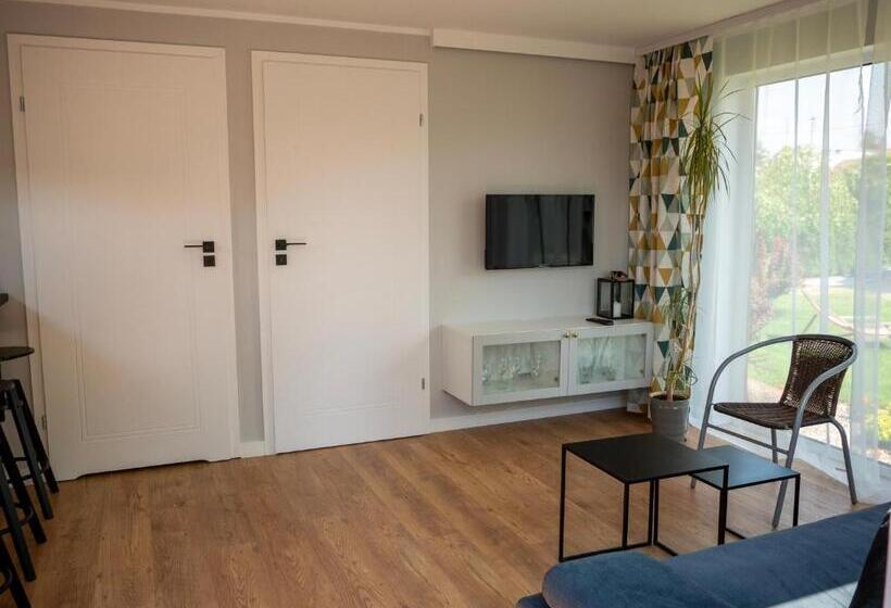 Шале 1 Спальня, Hostel W Ogrodzie