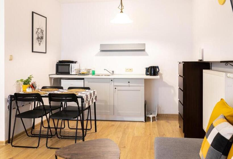 Семейное Студио, Molonówka Guest House