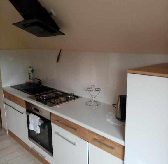 Quarto Estandar Banheiro Compartilhado, Jak Sobie Pościelisz Tak Się Wyśpisz