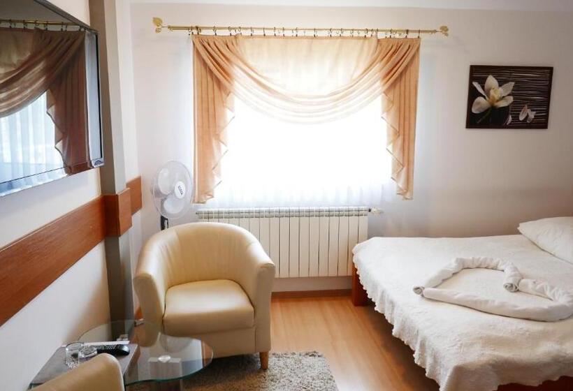 Номер Стандарт, Motel Za Miedzą