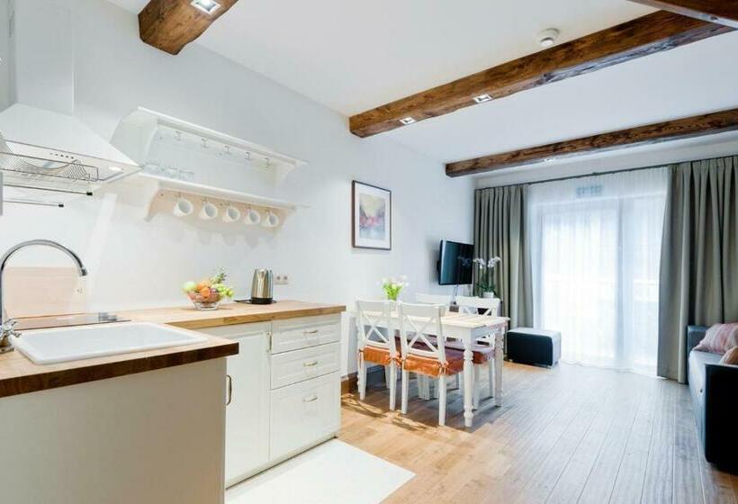 آپارتمان لوکس 2 خوابه, Mevo Apartament