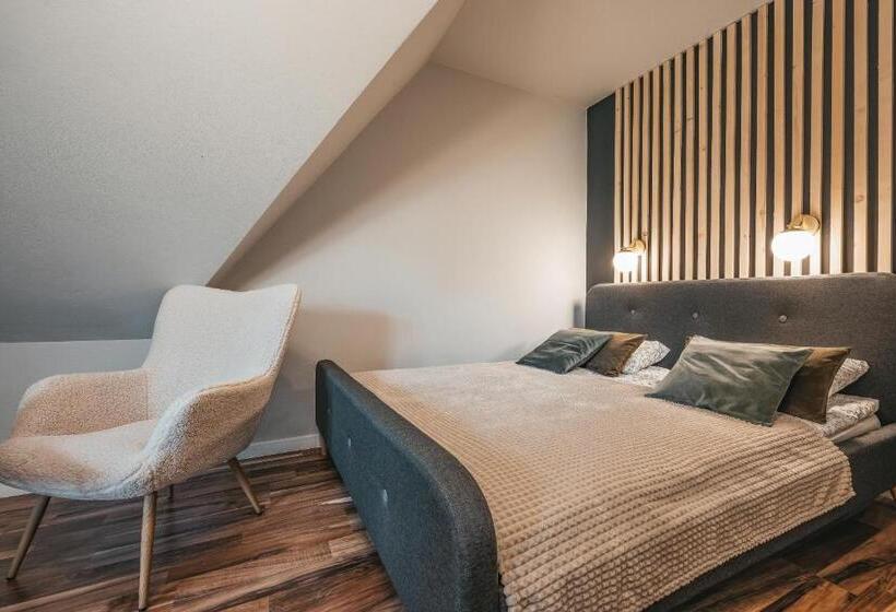 Студия Deluxe, Bystry Comfort