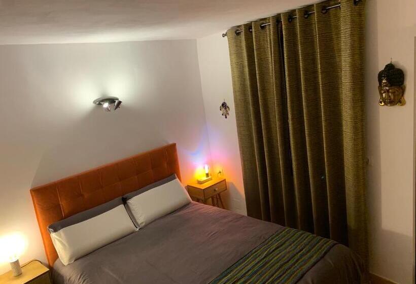 Номер Deluxe, Pila & Bed Montpellier Centre Corum Comédie   Chambre Calme Climatisée   Quiet Air Conditioned Room
