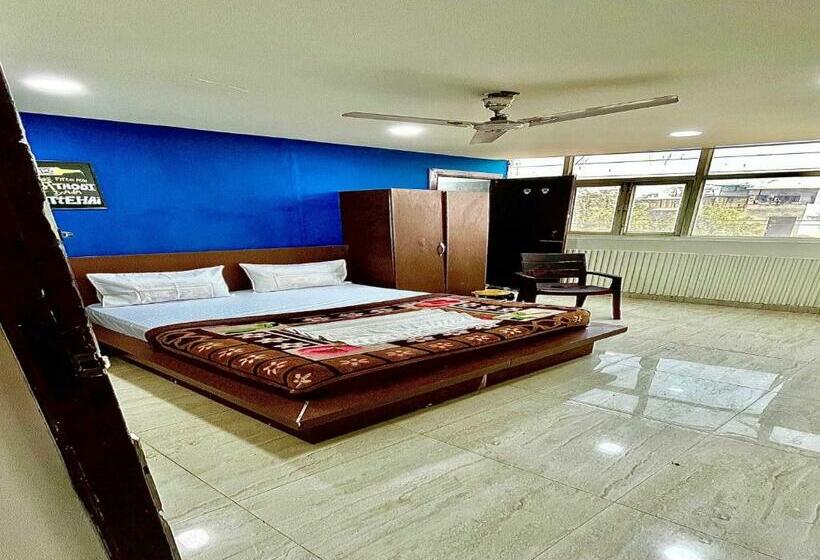 Трехместный Номер Классика, Oyo 80774c Yaduvanshi Inn