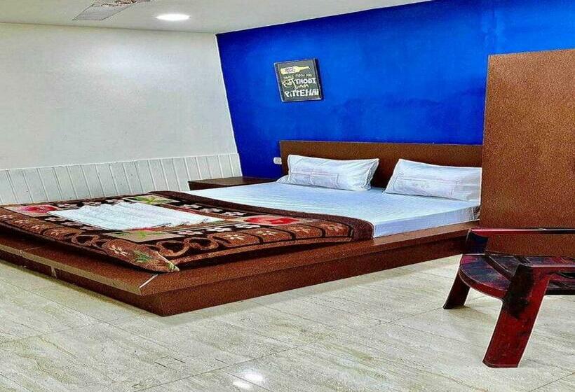 Трехместный Номер Классика, Oyo 80774c Yaduvanshi Inn