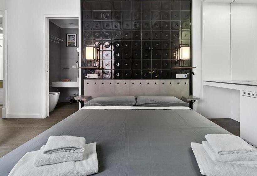 Люкс с гидромассажем, Ukiyo Suites And Rooms