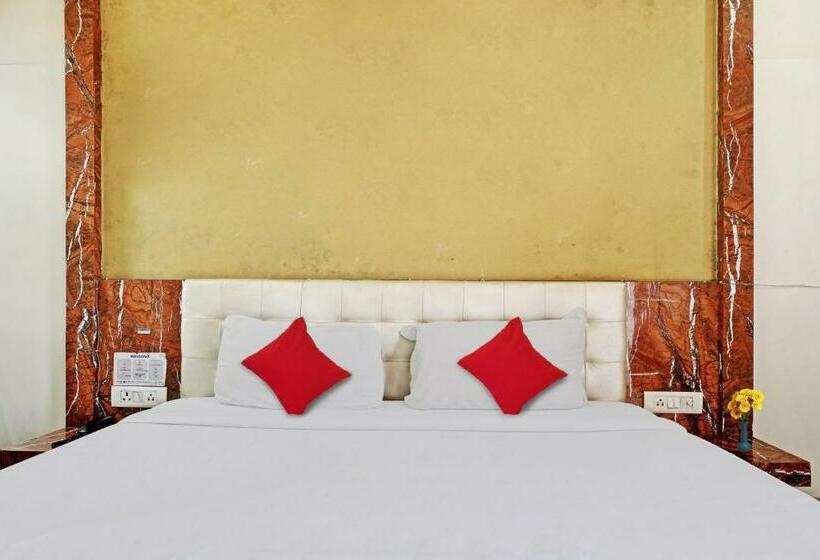 اتاق کلاسیک سه تخته, Flagship Bliss Inn