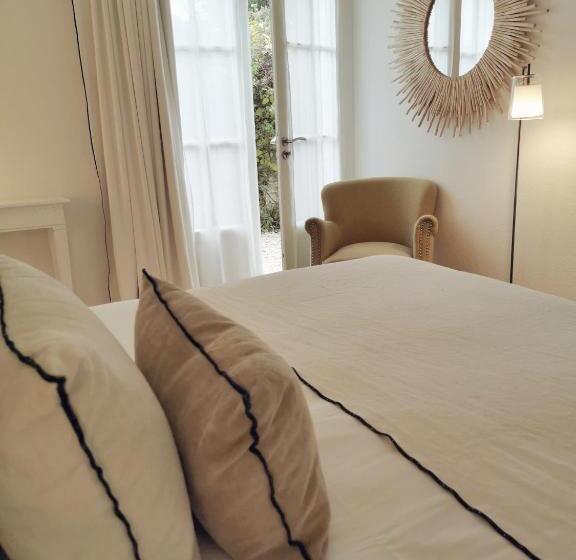 اتاق سوپریور, Le Clos Saint Martin Hôtel & Spa