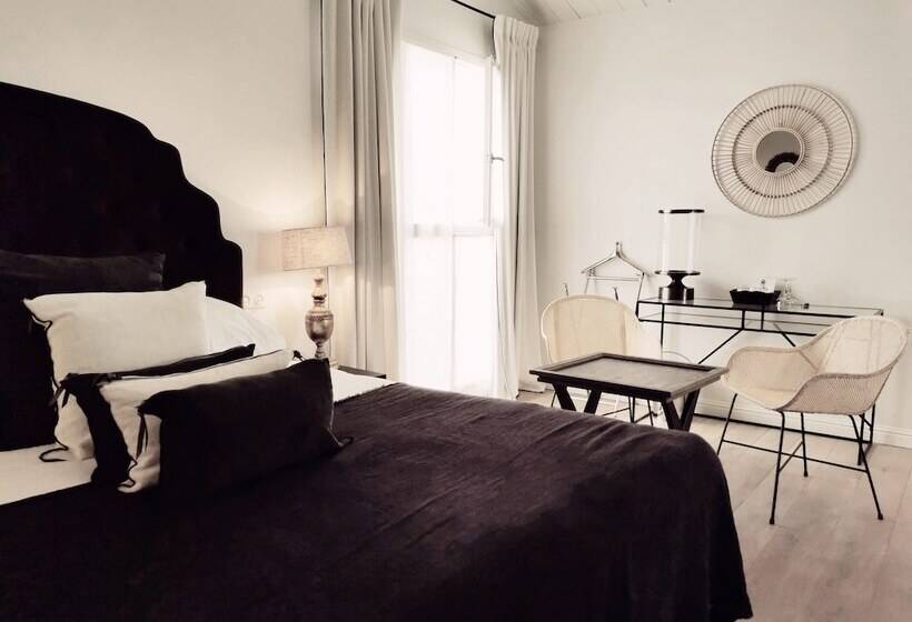 اتاق لوکس, Le Clos Saint Martin Hôtel & Spa