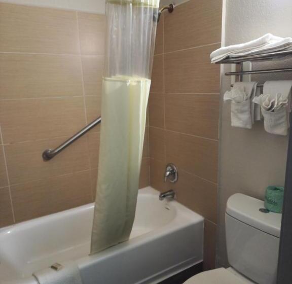 Стандартный Номер Кровать Кинг, Days Inn By Wyndham Hardeeville Near Hilton Head