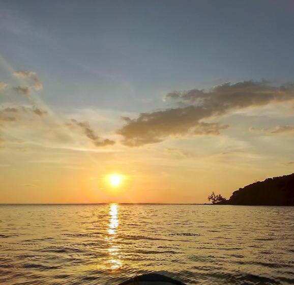 اتاق استاندارد, Golden Snake Guesthouse Beach