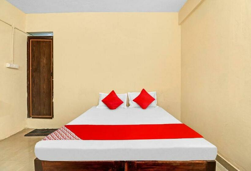חדר קלאסי לשלושה, Flagship Sri Sai Boarding And Lodging