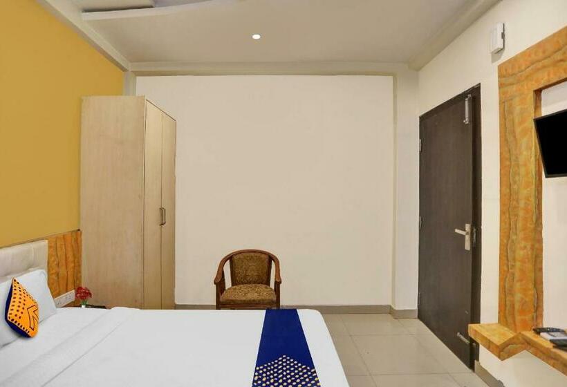 Трехместный Номер Классика, Spot On Hotel Harmony