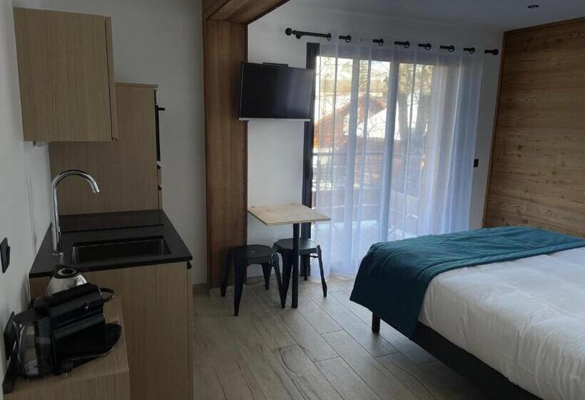 Номер Стандарт, Appart Hôtel Le Jas
