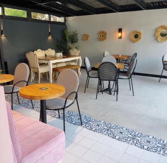 اتاق استاندارد, Eluxi̇o Sui̇te