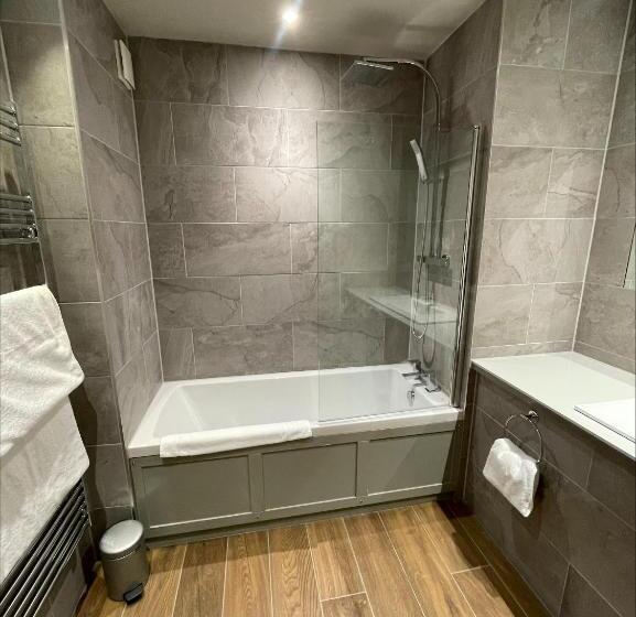 Люкс Повышенной Комфортности, Holbrook Manor & Spa