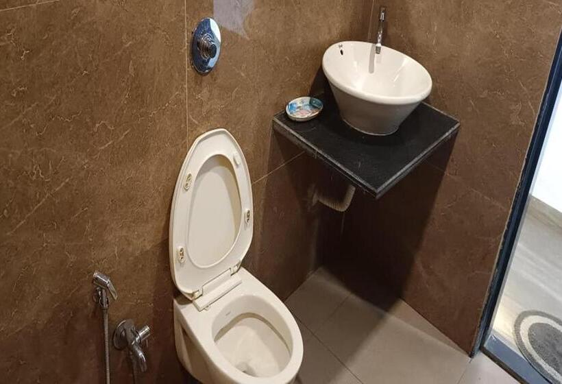 اتاق لوکس, Dwarka