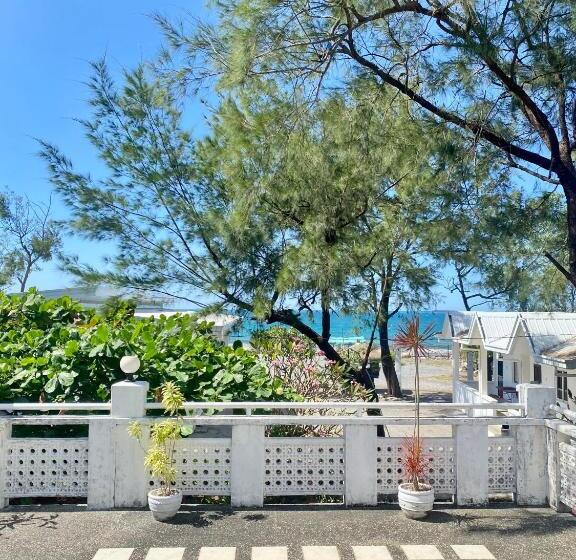Family Suite, La Casa Blanca Binoclutan Beach Resort