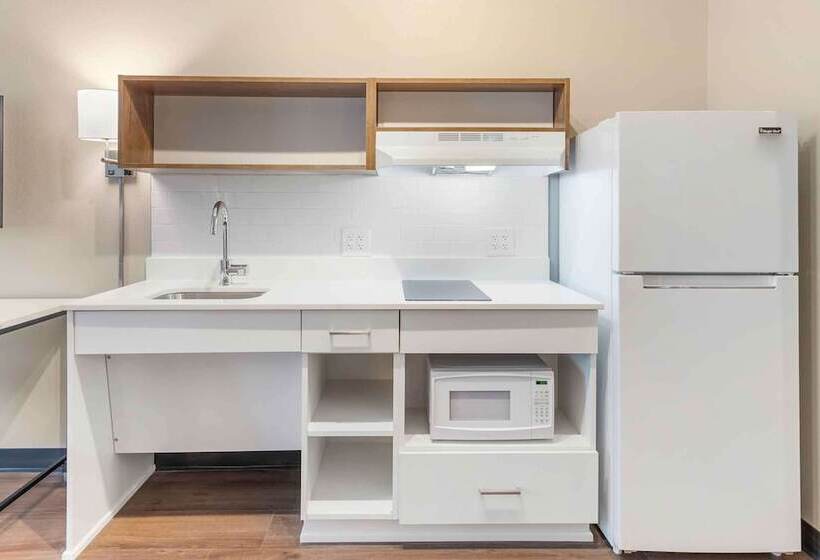 Студия Стандарт, Extended Stay America Suites  Atlanta  Mcdonough