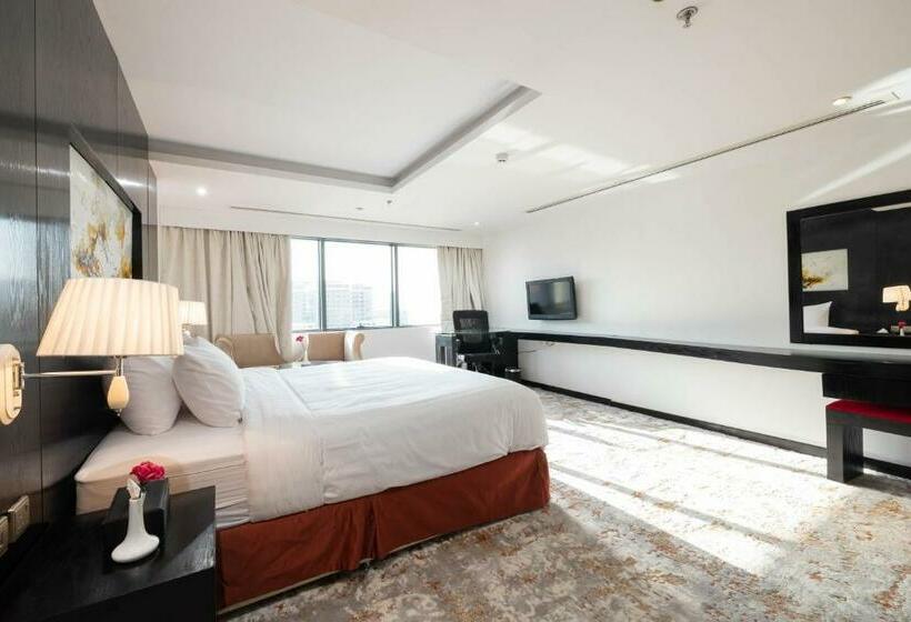 Quarto Deluxe Cama King, Mira Business