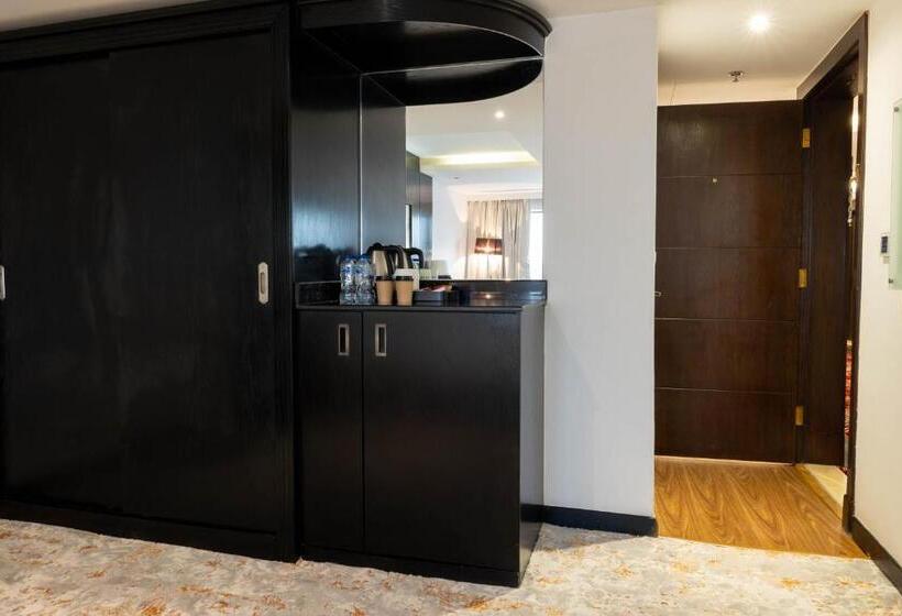 Quarto Deluxe, Mira Business