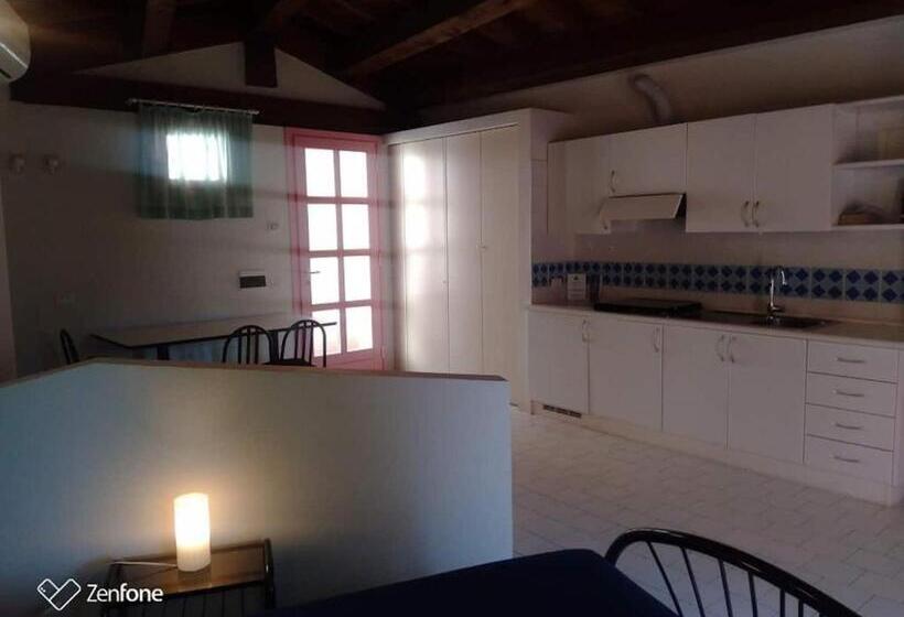 Студия Стандарт, Locanda La Cavallina