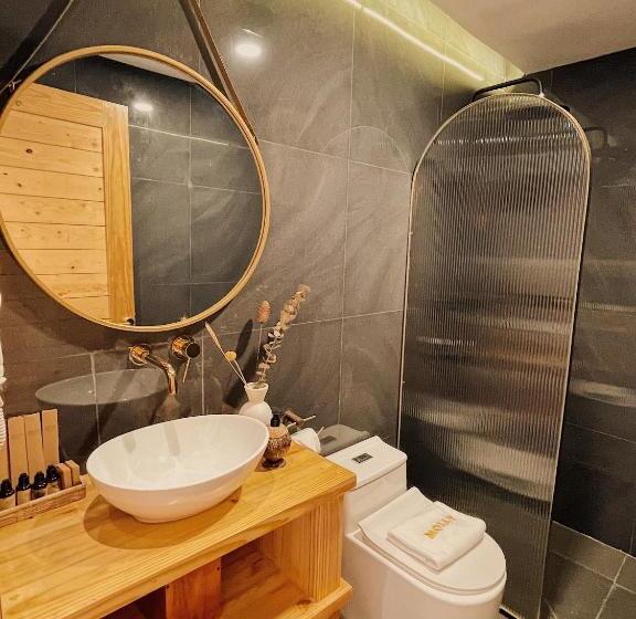 اتاق استاندارد با چشم‌انداز استخر, Molly Resort Bohol