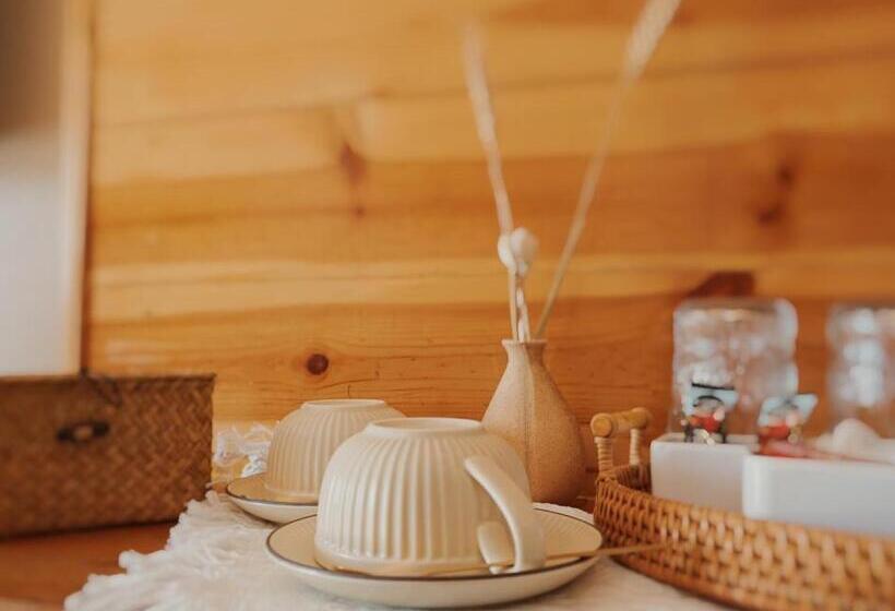 اتاق لوکس, Molly Resort Bohol