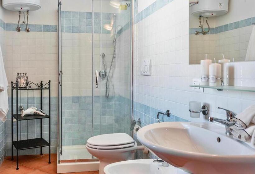 استودیوی سوپریور, Apartments With Swimming Pool In Santa Teresa Di Gallura