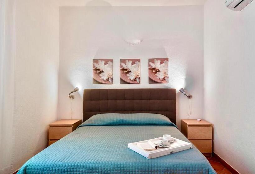 آپارتمان 1 خوابه, Apartments With Swimming Pool In Santa Teresa Di Gallura