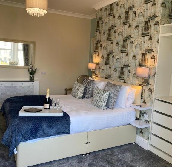 Family Suite, St John's Guest House
