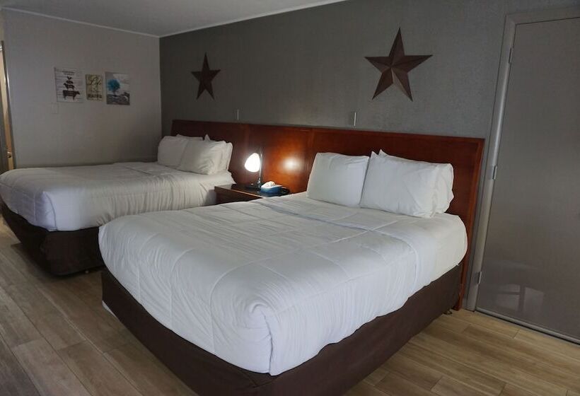 Номер Стандарт 2 Двуспальные Кровати, Harvest Drive Family Inn  Renovated Rooms
