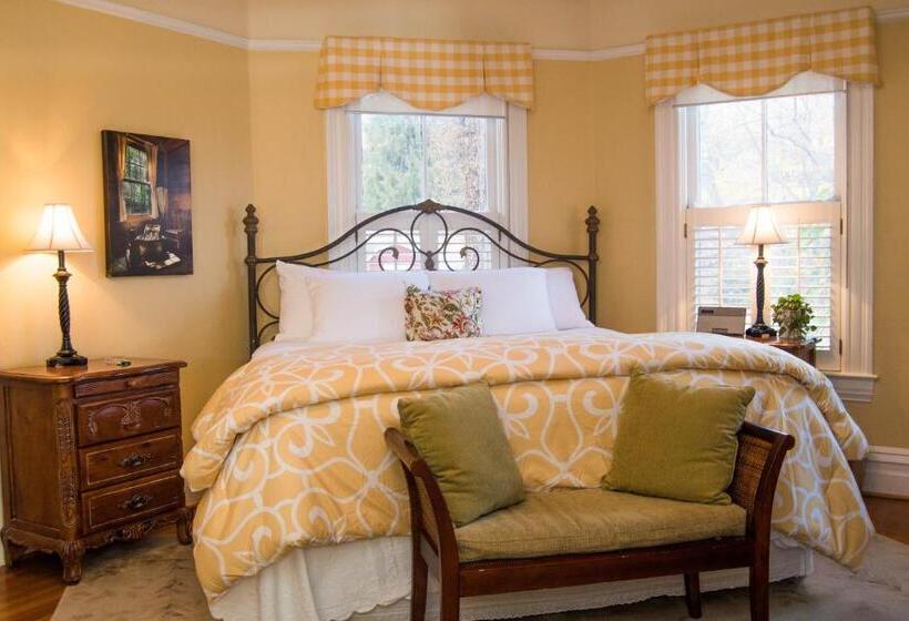 Стандартный Номер Кровать Кинг, Oak Hill On Love Lane Bed And Breakfast Inn
