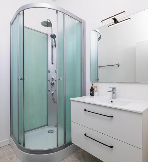 آپارتمان 1 خوابه با تراس, Maya Appartements & Suites