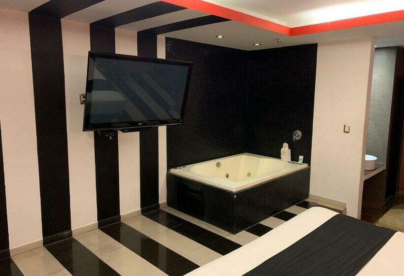 استودیو استاندارد با تخت کینگ, Dluxe Auto Hotel Adults Only