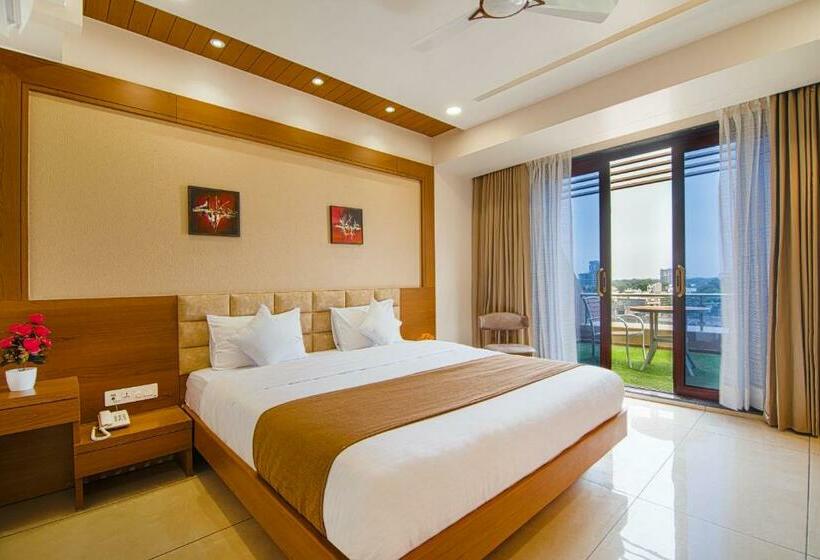 带阳台的豪华间, Sleep Inn